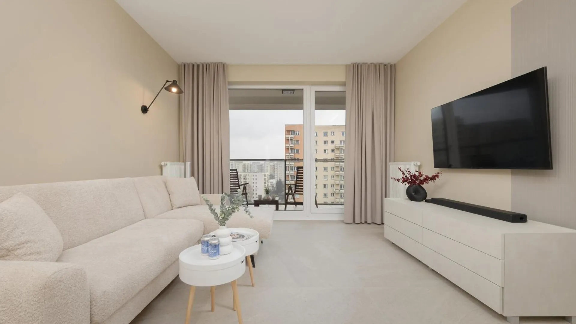 Warsaw Exclusive Apartment With Parking & Balcony By Renters Prestige