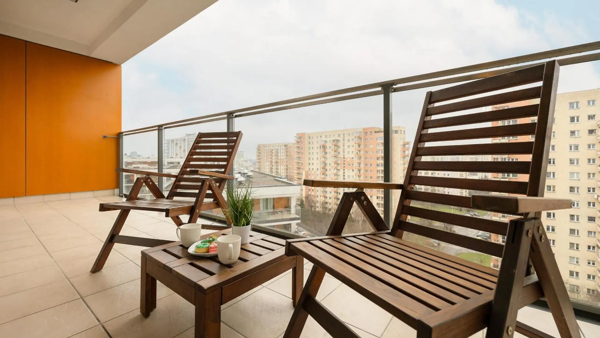 Warsaw Exclusive Apartment With Parking & Balcony By Renters Prestige